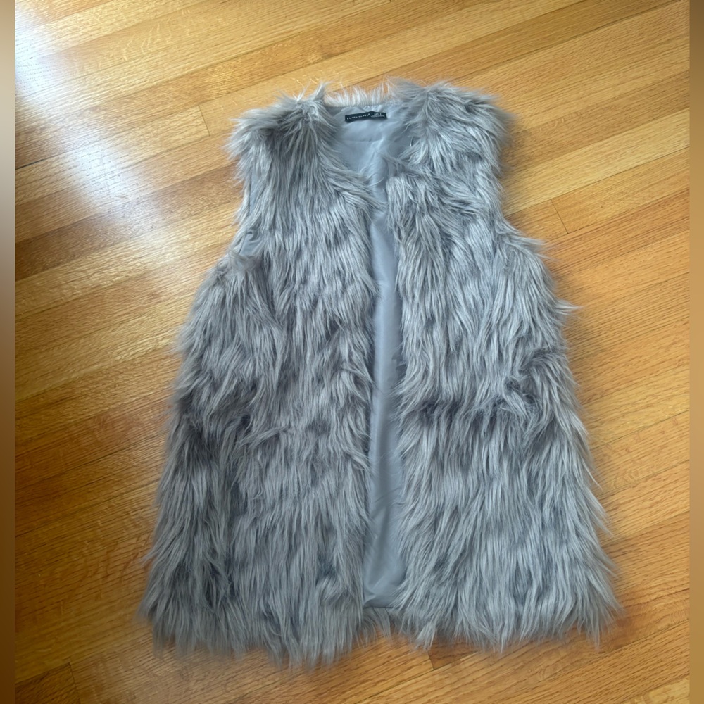 Black Tape Fur Vest Grey Size Small